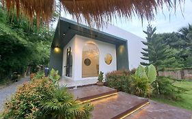 Baan Nai Baan Nok Resort